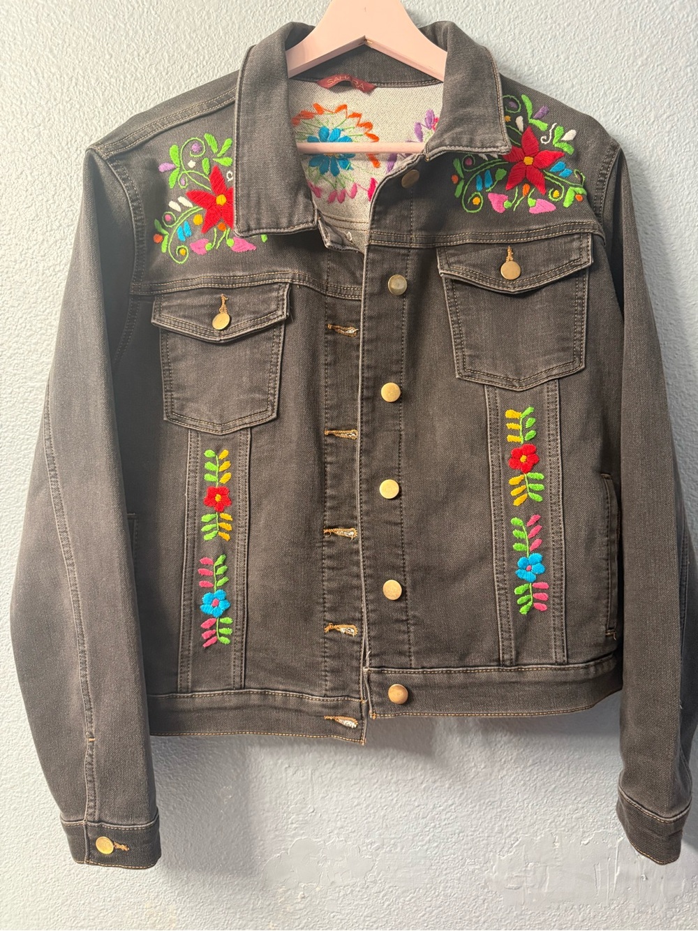 MEXICANA Black Denim Jacket with Bright Floral Embroidery nwot